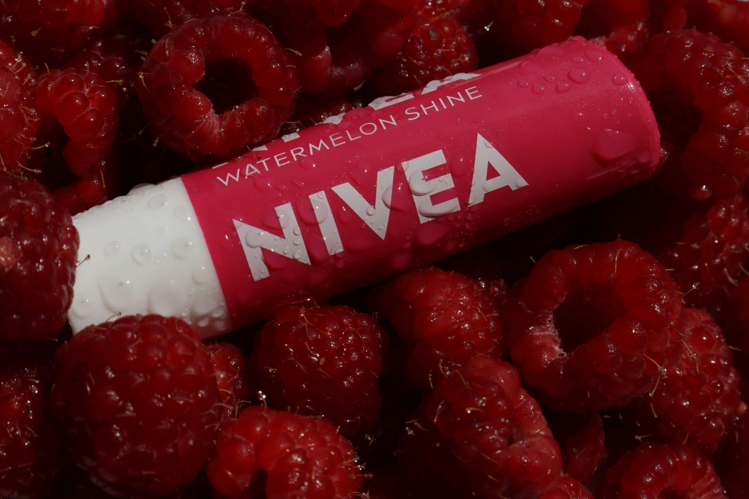 Everyday Lipstick: Your Ultimate Guide to Drugstore Perfection