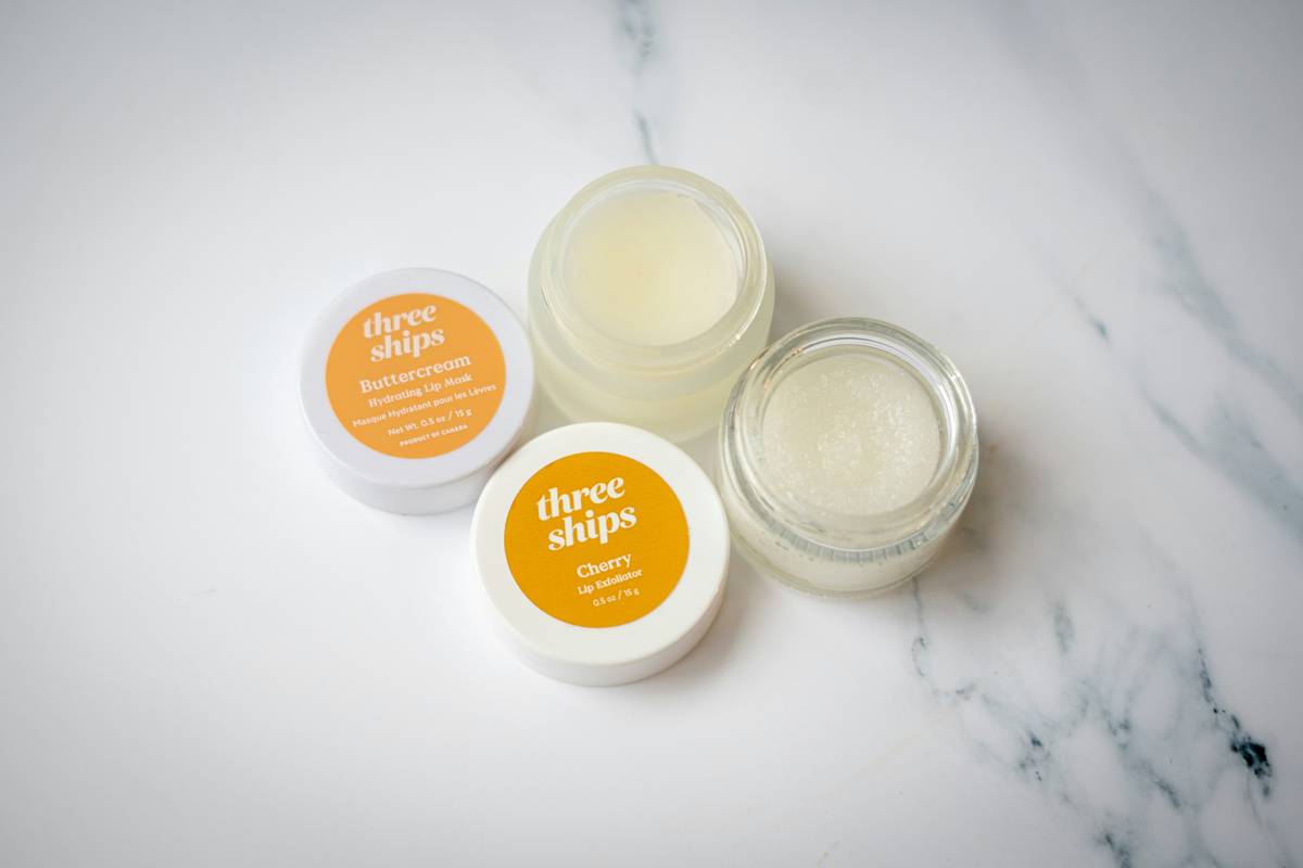 A split image showing smooth hydrated lips on the left and cracked dry lips on the right
