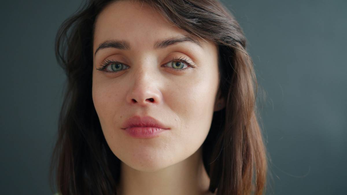 Before-and-after images showcasing vibrant cheeks using affordable cream blush