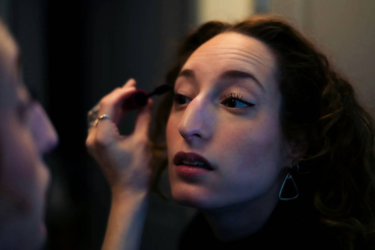 Low Cost Beauty: How to Achieve a Glamorous Look with Drugstore Makeup