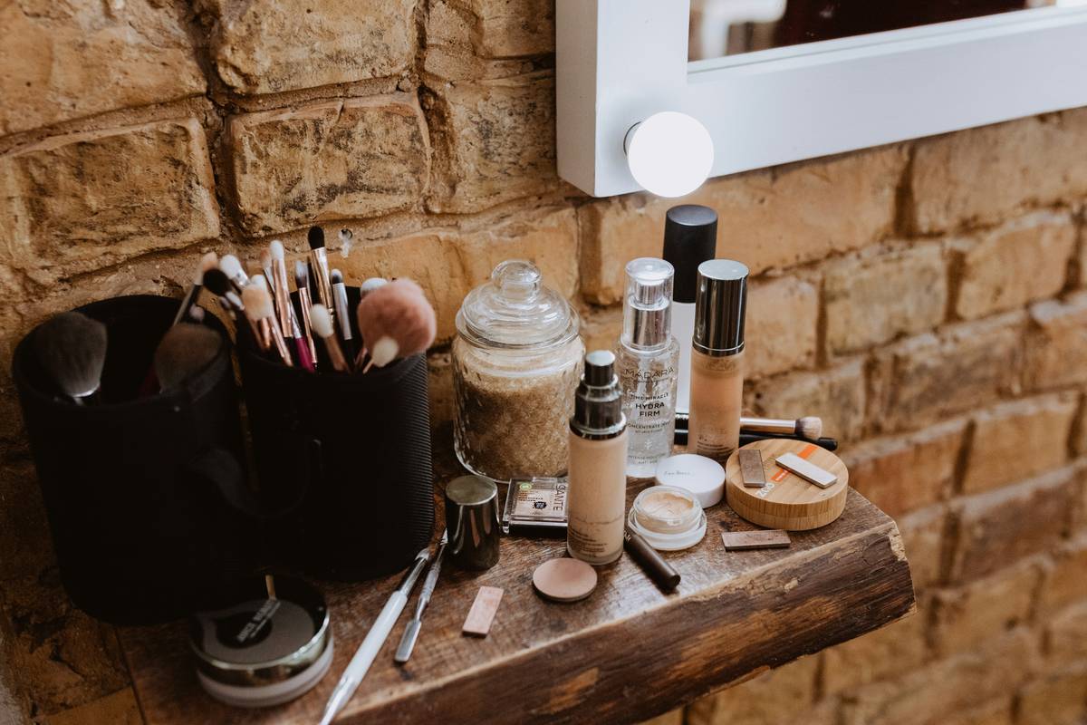 Mastering the Art of Budget Makeup: Unleash Your Inner Beauty Guru Without Breaking the Bank